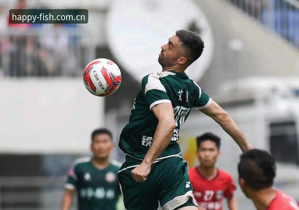 乐鱼体育深度分析：从拉比奥转会事件看职业足球管理的复杂生态
